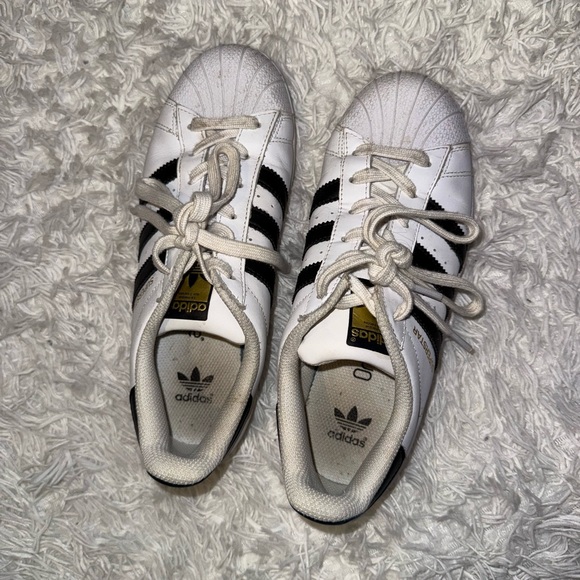 adidas super stars - Picture 5 of 9